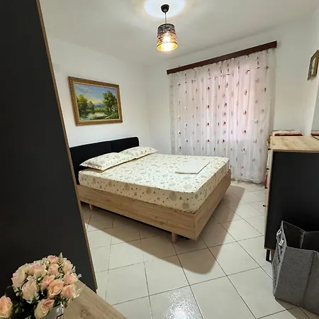 Family Apartment, Apartment Himarë